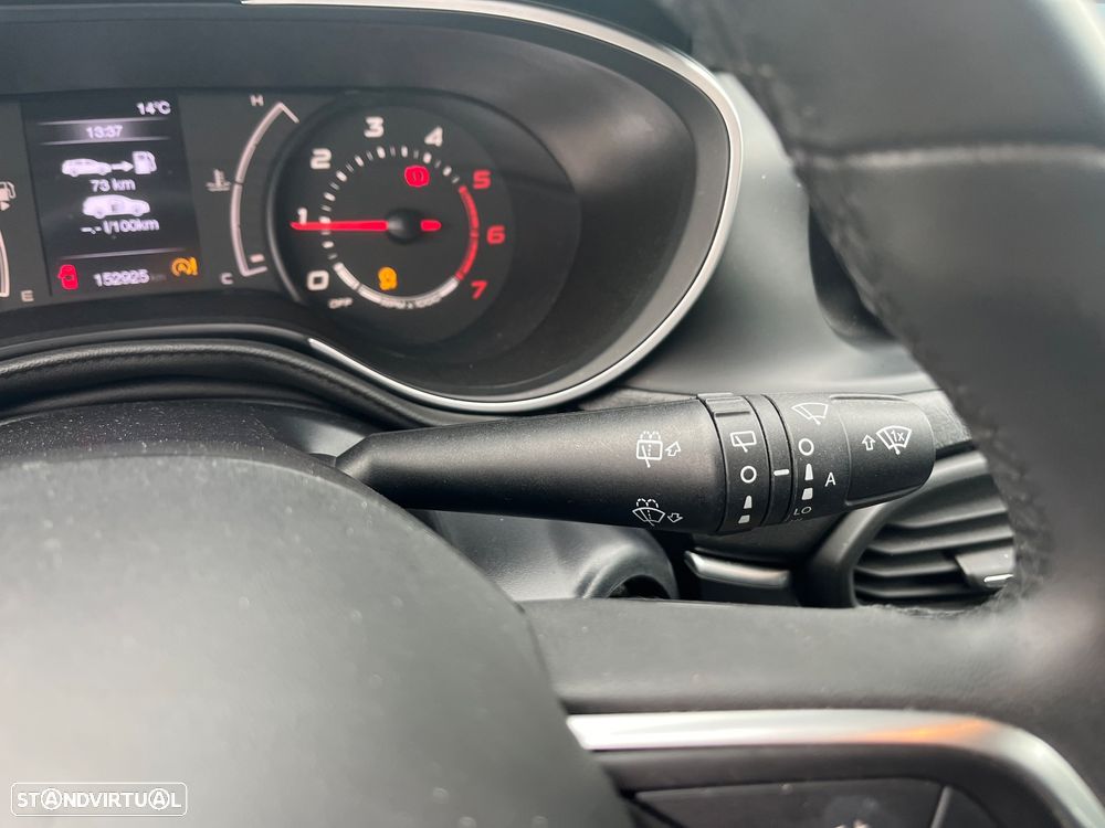 Fiat Tipo Station Wagon 1.3 M-Jet Lounge - 26