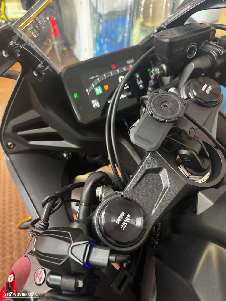 Honda CBR E-Clutch | Akrapovič Titanium - 11