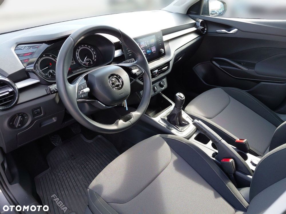 Skoda Fabia 1.0 Ambition - 17