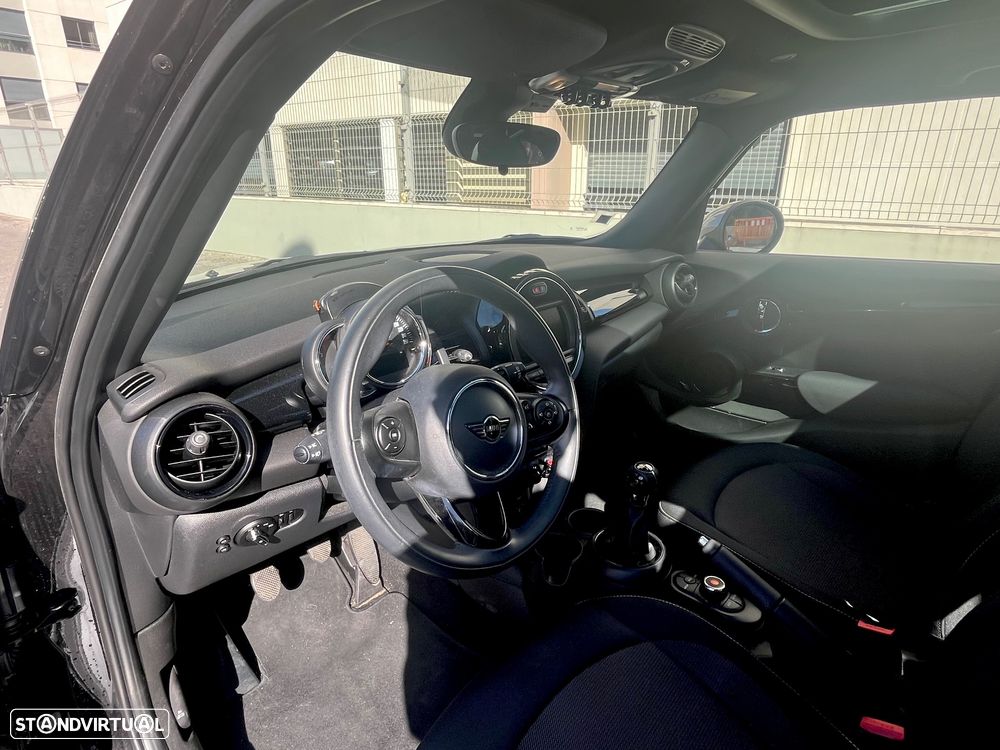 MINI 5 Portas Cooper D - 8