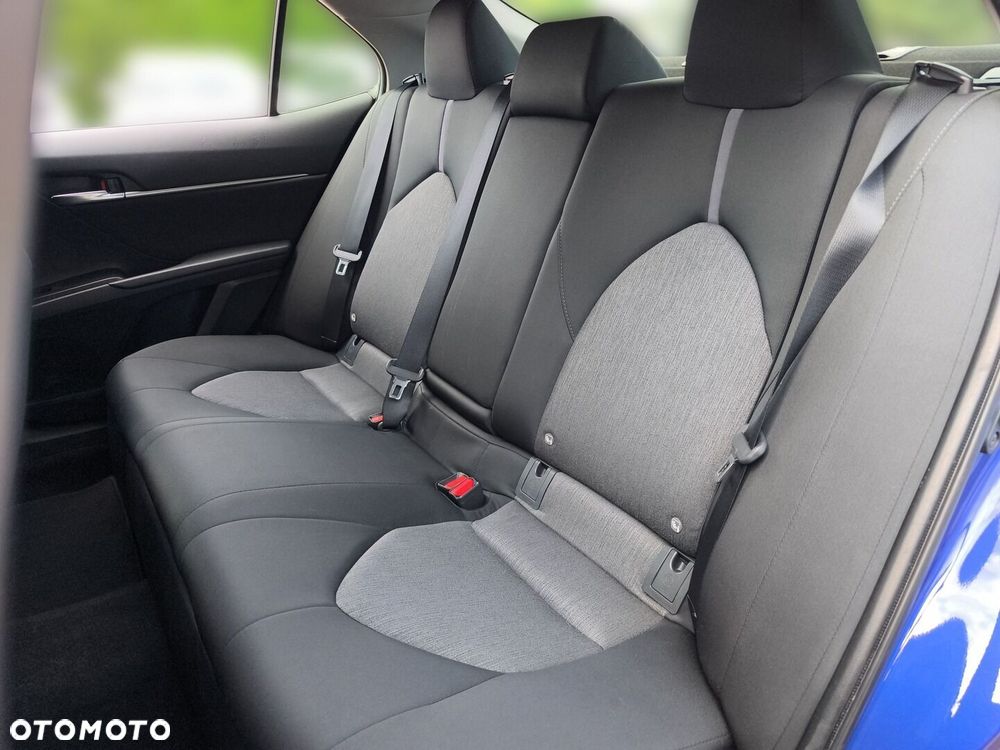 Toyota Camry 2.5 Hybrid Comfort CVT - 14