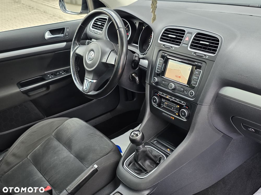 Volkswagen Golf 1.4 TSI Highline - 14
