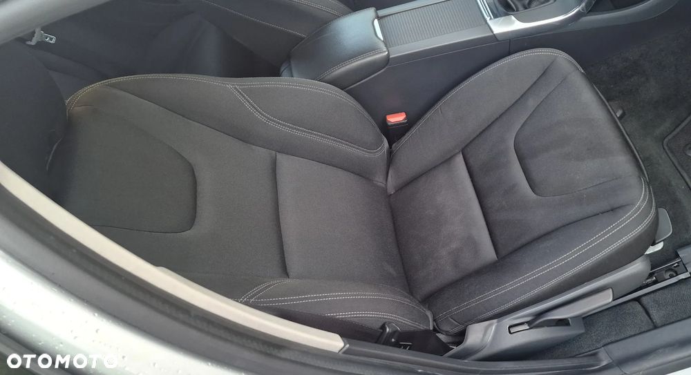 Volvo V60 D2 Drive-E Dynamic Edition (Kinetic) - 18