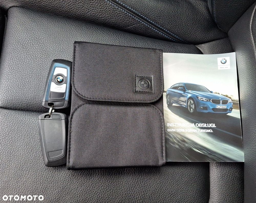 BMW Seria 3 320d xDrive mHEV M Sport - 35