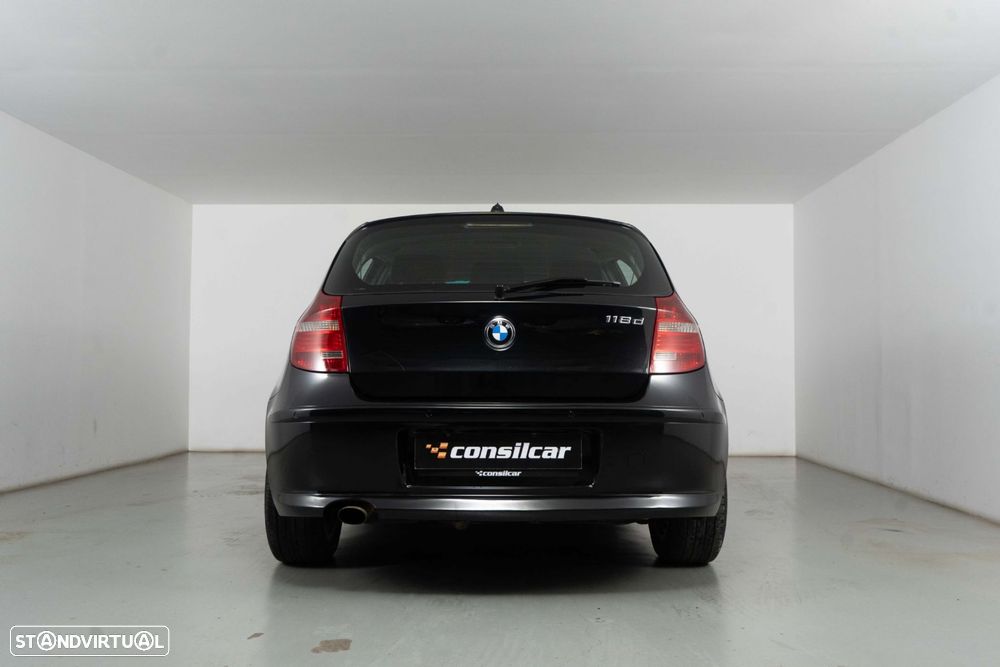 BMW 118 d Line Urban - 5