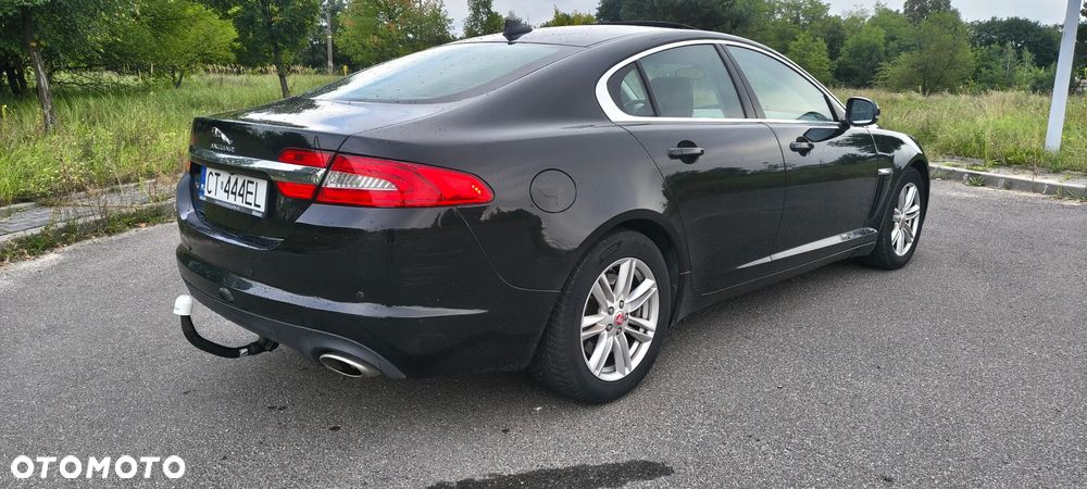 Jaguar XF 2.2 D Luxury - 7