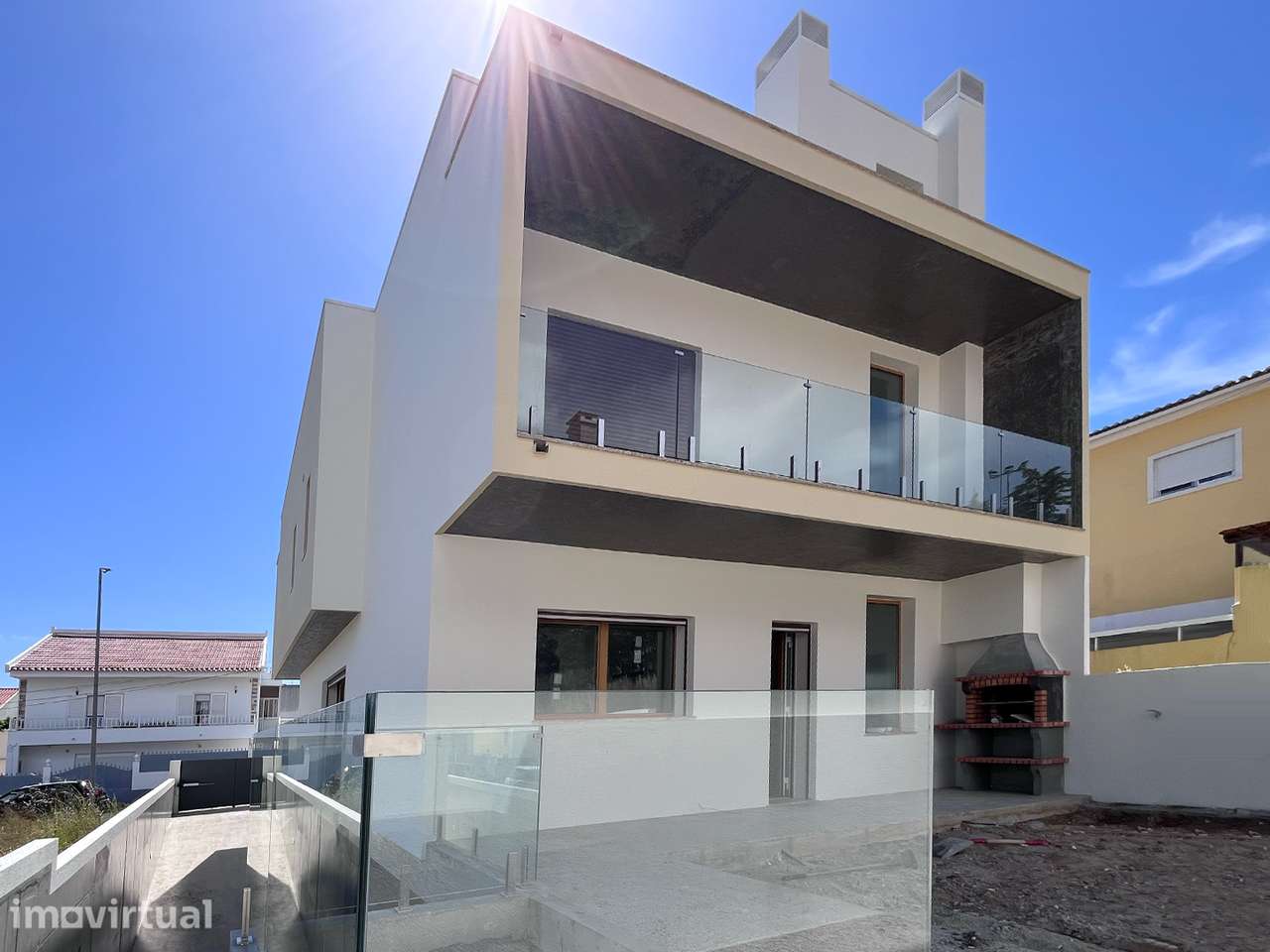 Moradia Geminada T3+1 com terraço, garagem e acessibilidade - Grande imagem: 4/15