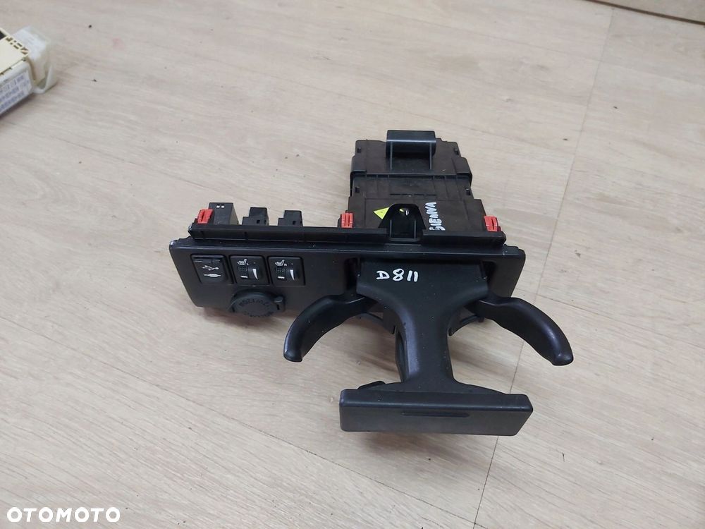 TOYOTA Sienna XL30 LIFT cupholder szuflada na kubki gniazdo usb grzanie - 1