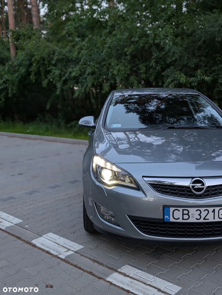 Opel Astra - 10