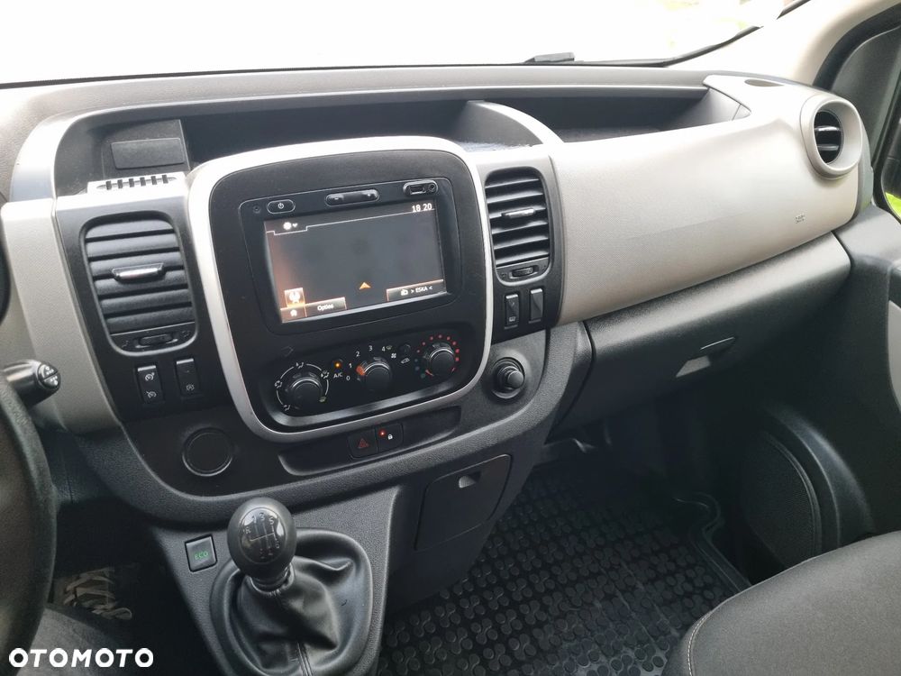 Renault Trafic Passenger 2,8t Business - 32