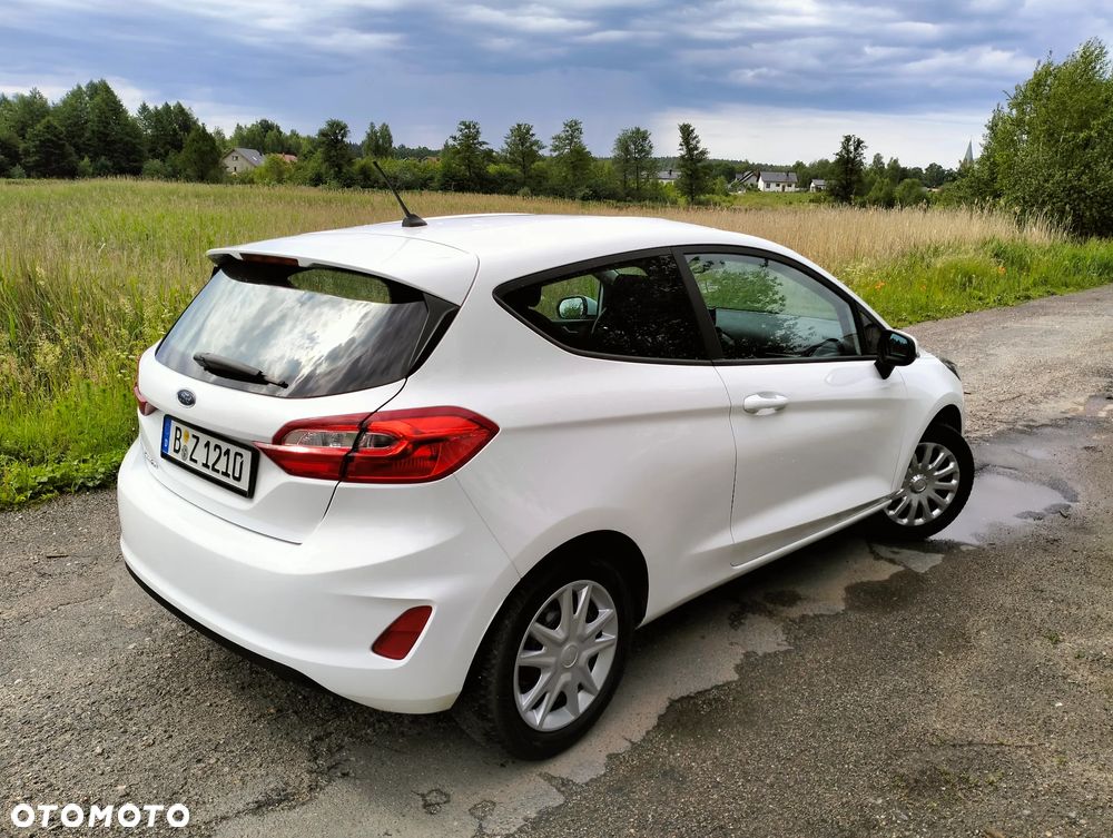 Ford Fiesta 1.5 TDCi SYNC Edition - 10