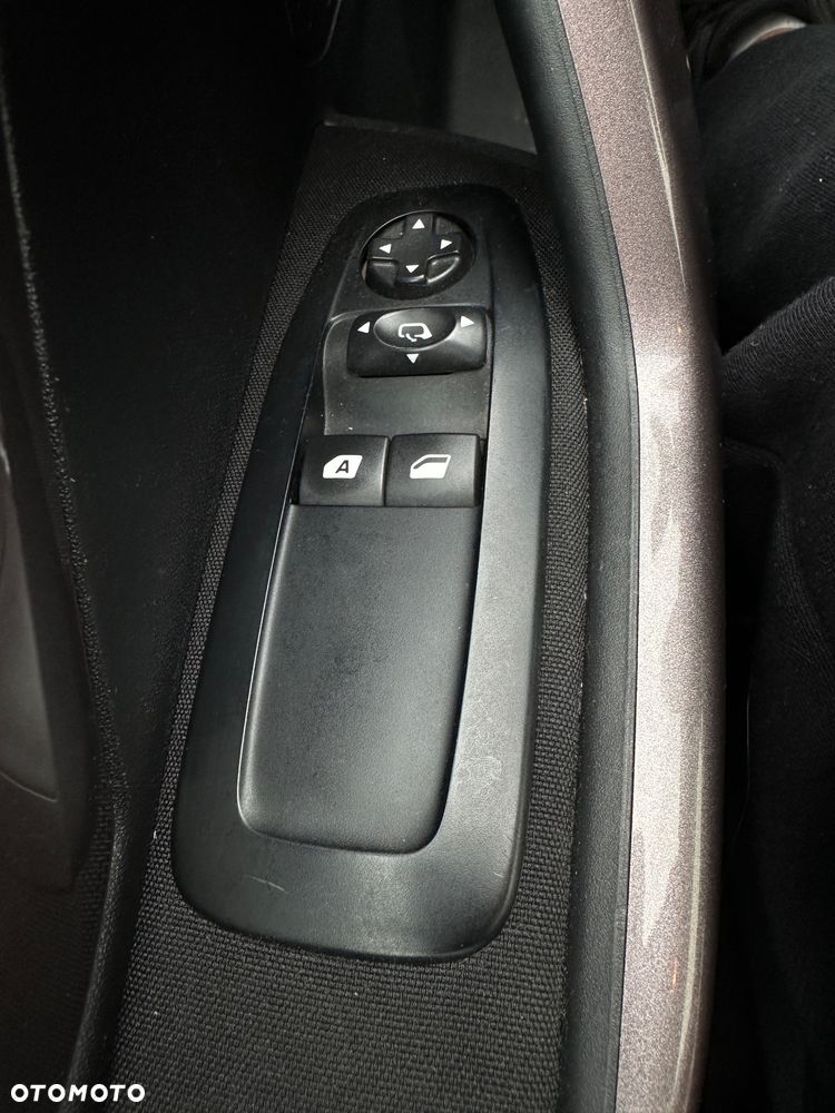 Peugeot 2008 PureTech 82 Style - 5