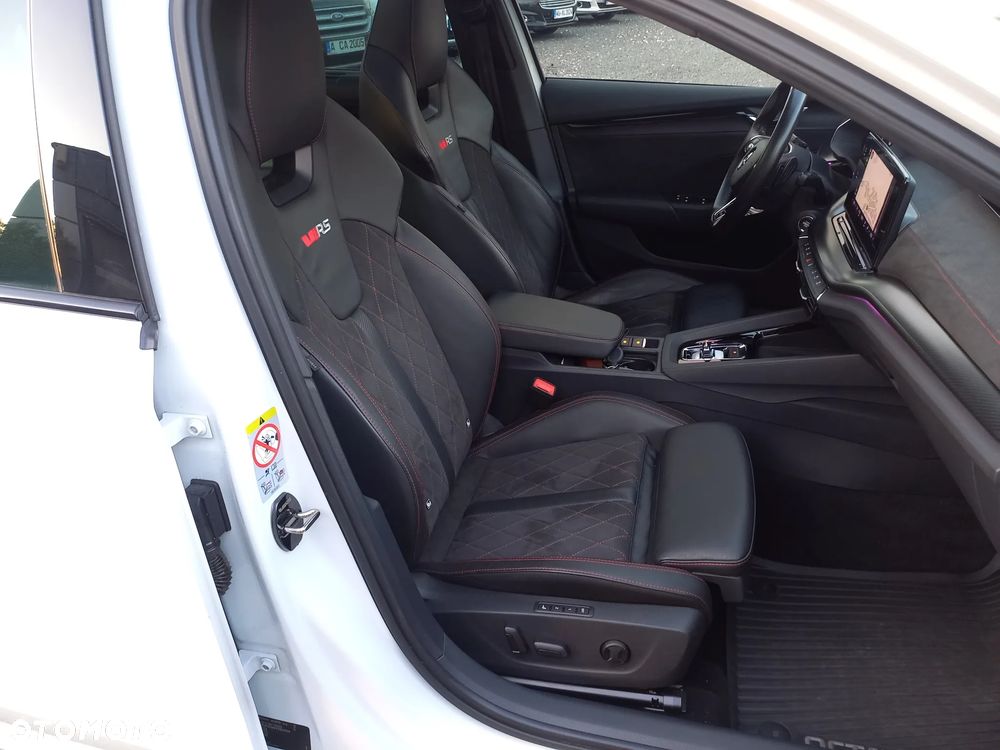 Skoda Octavia 2.0 TDI RS DSG - 24