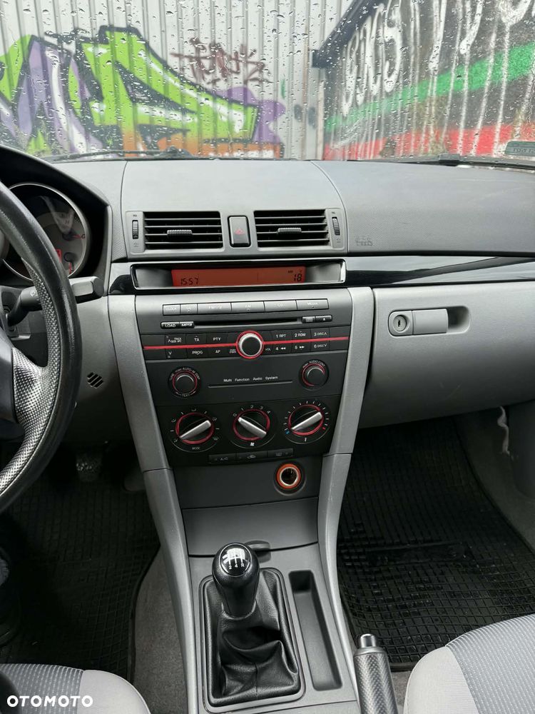 Mazda 3 - 8