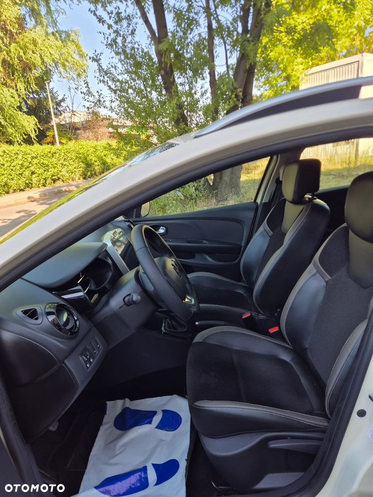 Renault Clio 1.5 dCi 75 Expression - 8