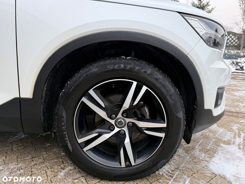 Volvo XC 40 D3 SCR R-Design - 13