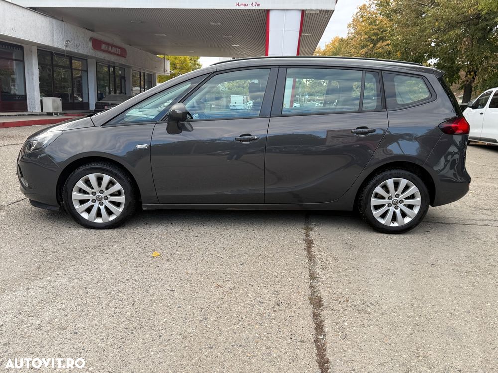 Opel Zafira Tourer 2.0 CDTI Automatik Style - 2
