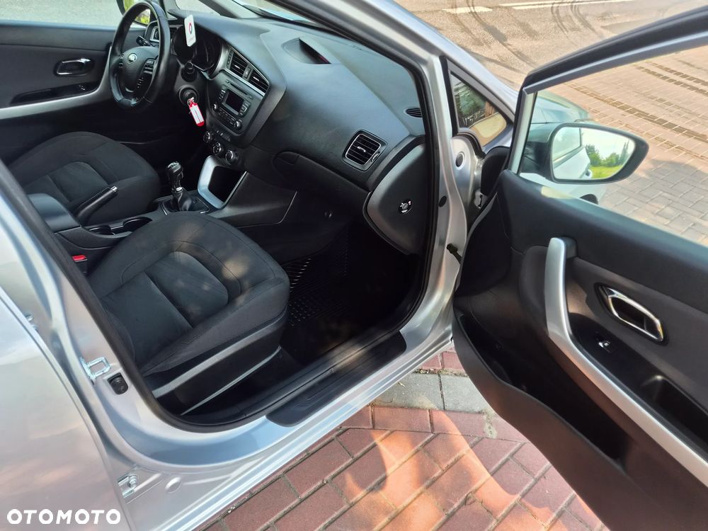 Kia Ceed 1.6 CRDi L - 14