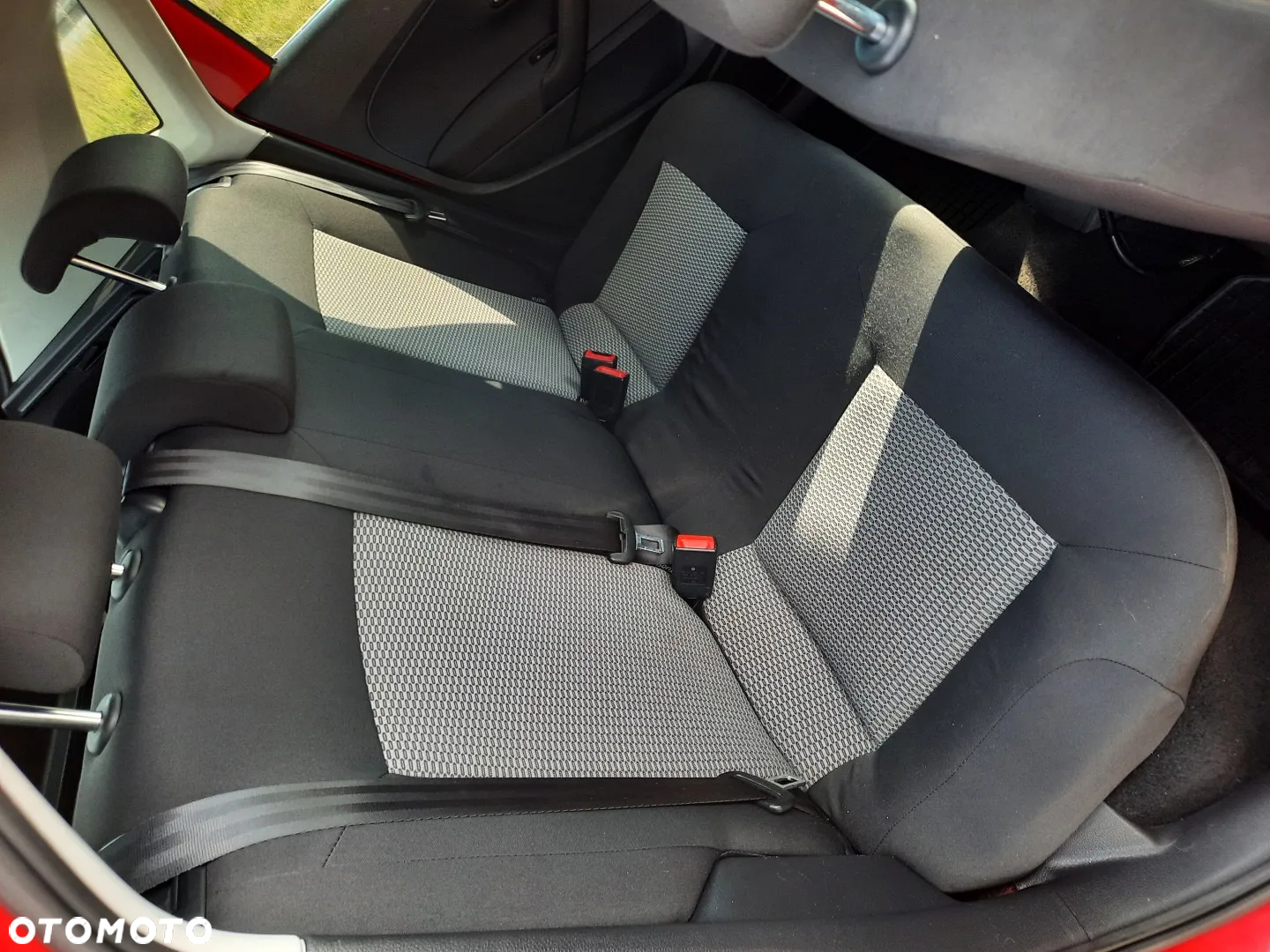 Volkswagen Polo 1.4 16V Comfortline - 19