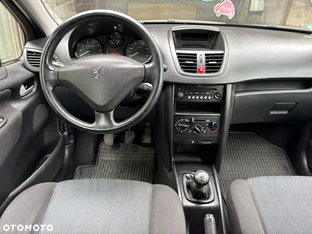 Peugeot 207 1.4 Presence - 18