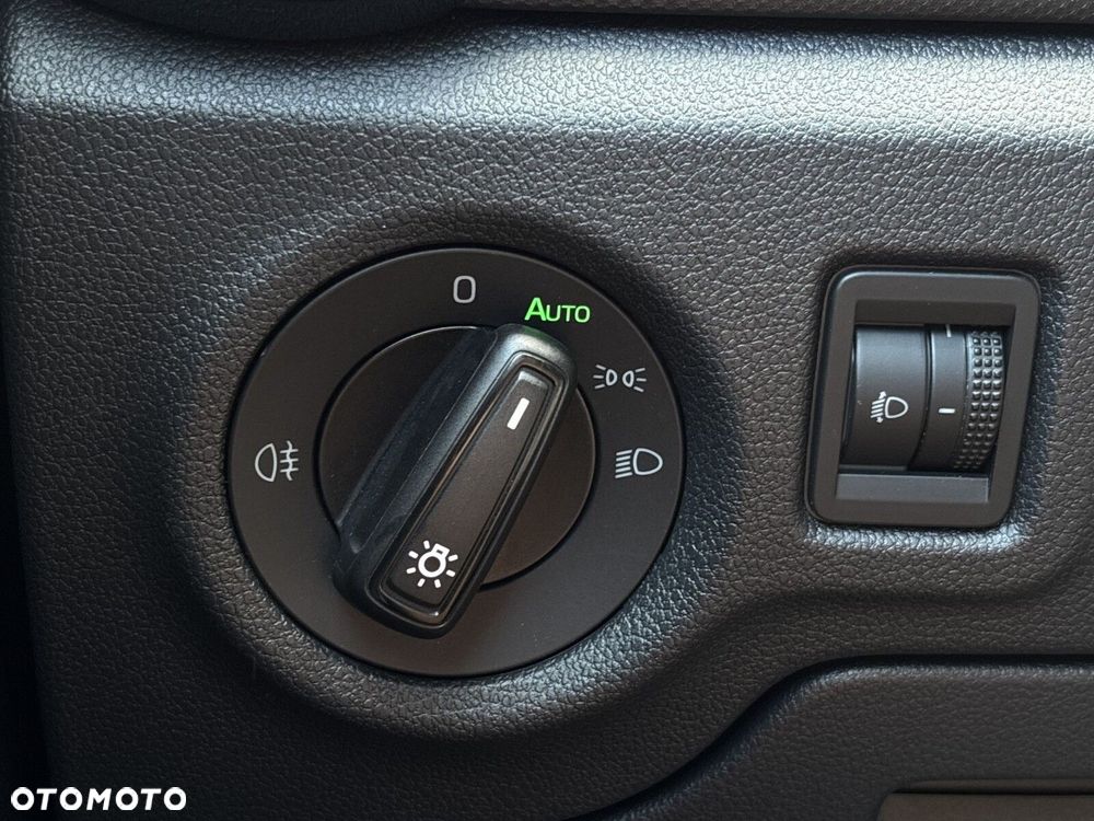 Skoda Fabia 1.0 Ambition - 18