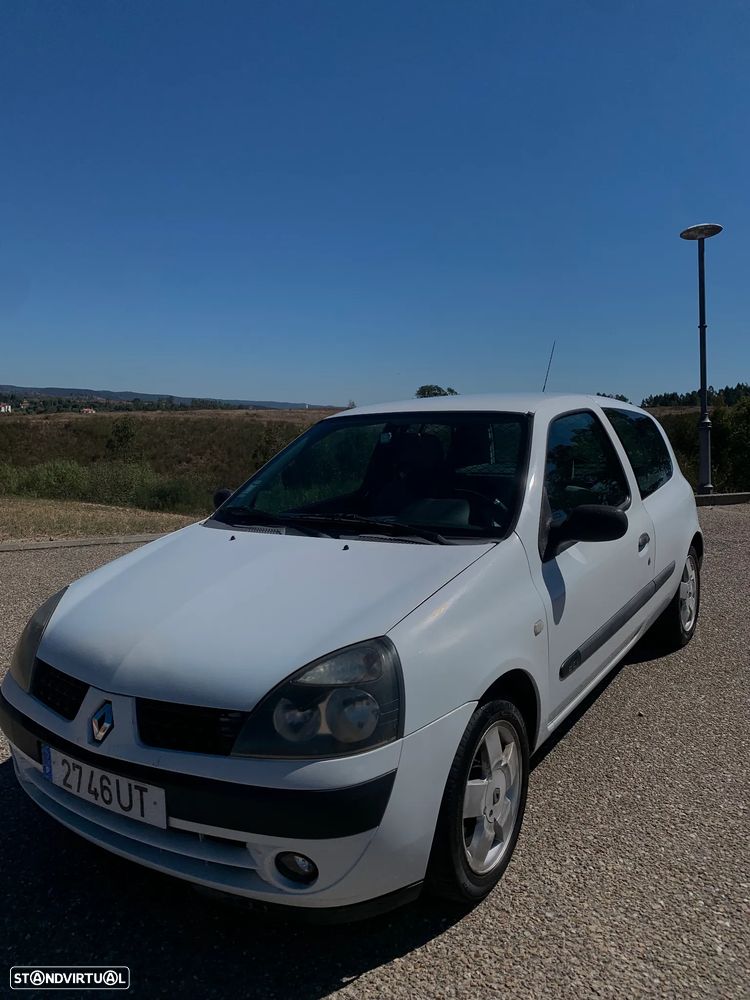 Renault Clio 2003 photo 5