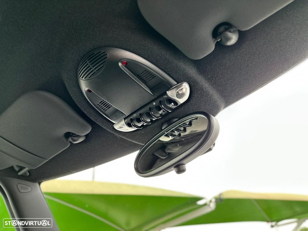 MINI 3 Portas One D - 13