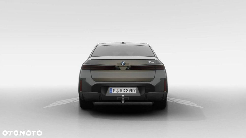 BMW Seria 7 - 7