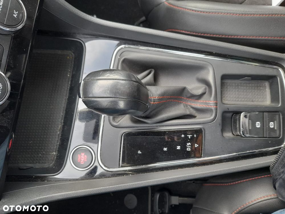 Seat Leon 2.0 TDI DPF Start&Stop DSG FR - 20