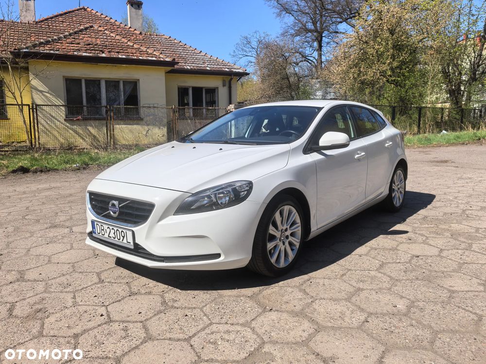Volvo V40 D2 - 1