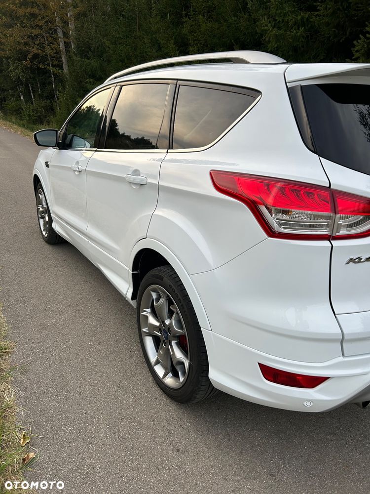 Ford Kuga - 10