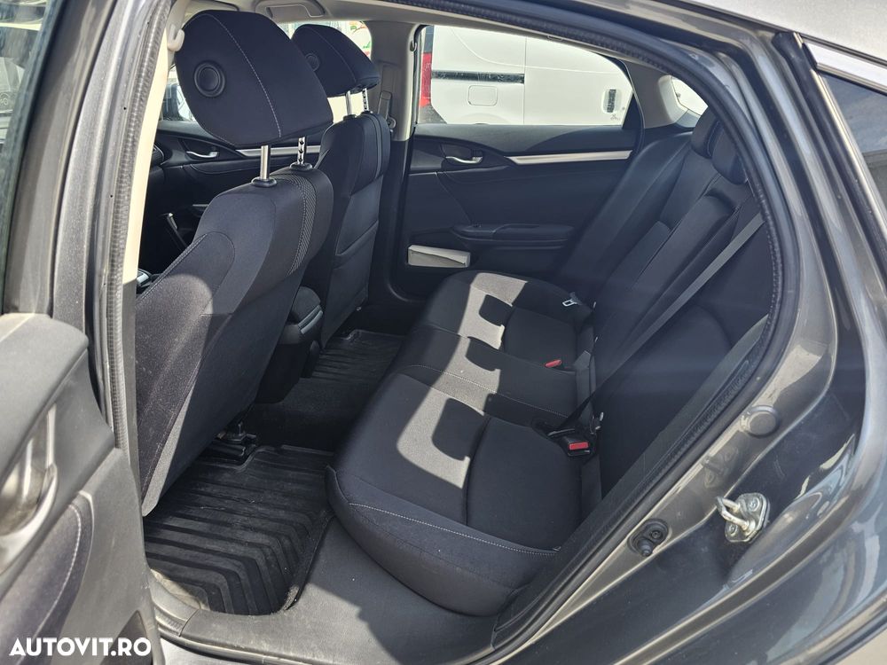 Honda Civic 1.5 VTEC Turbo Elegance Navi - 10
