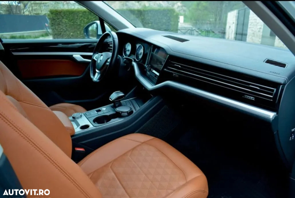 Volkswagen Touareg V6 TDI Elegance - 12