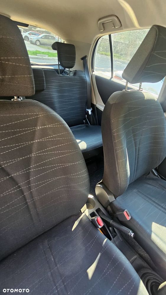 Toyota Yaris - 15