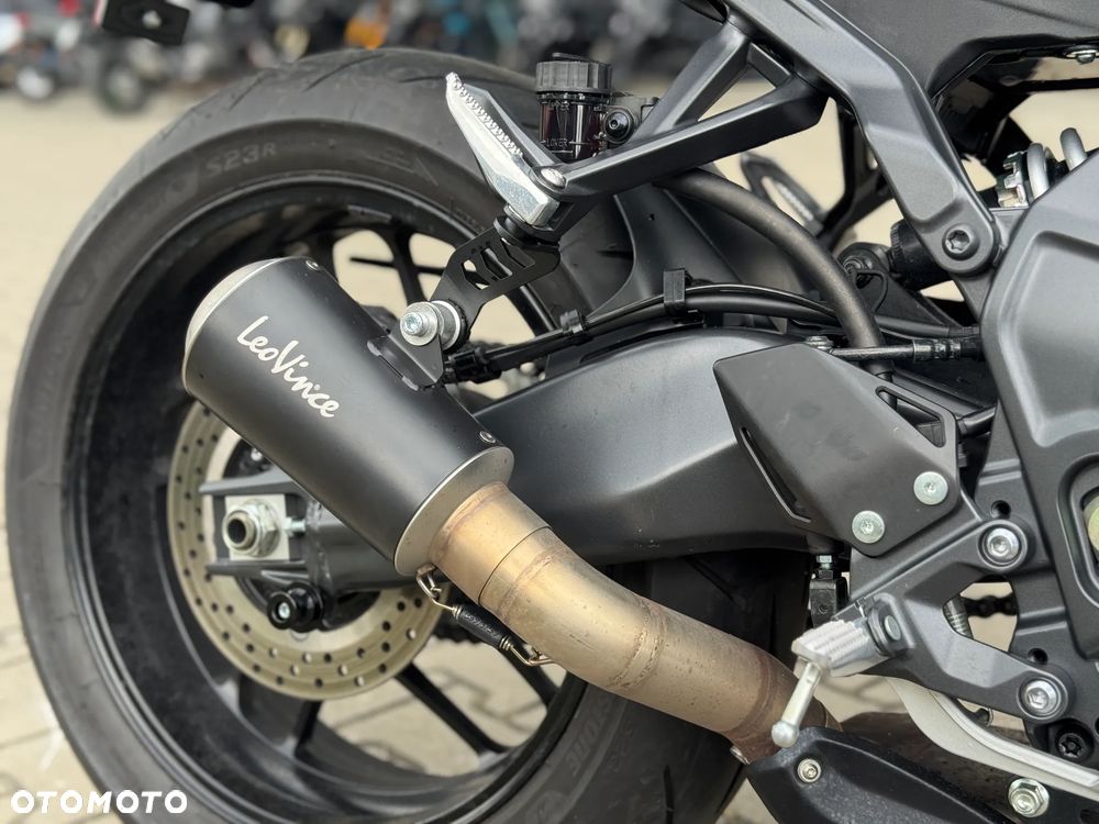 Yamaha MT - 5