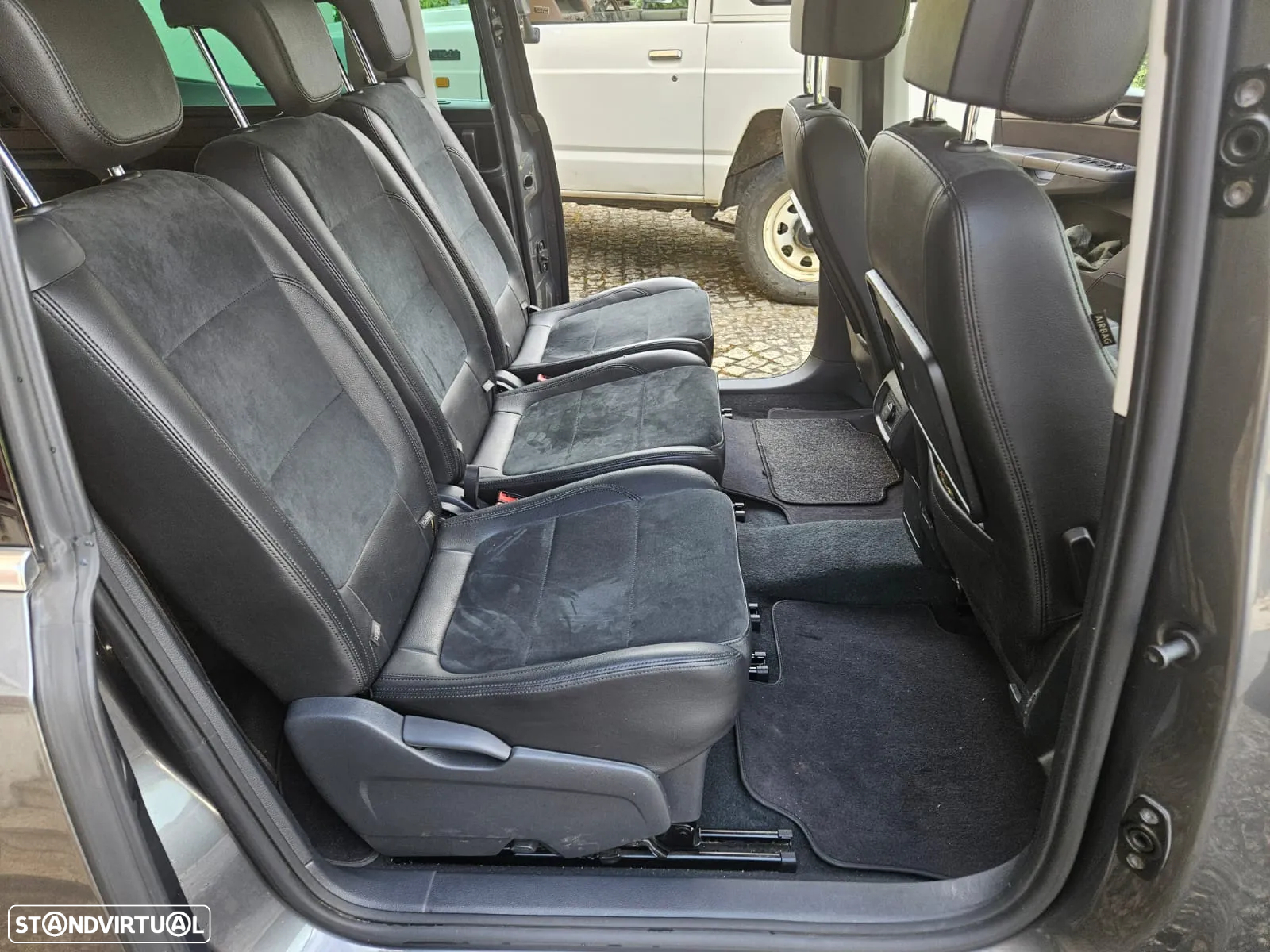 VW Sharan 2.0 TDI Highline DSG - 13