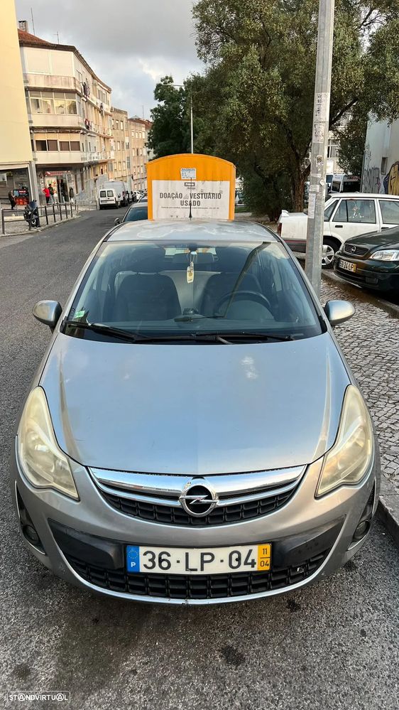 Opel Corsa 1.2 Enjoy - 1