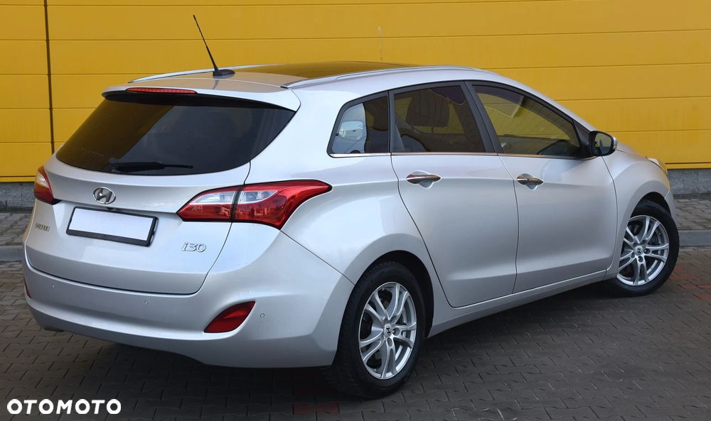 Hyundai i30 blue 1.6 GDI DCT Premium - 8