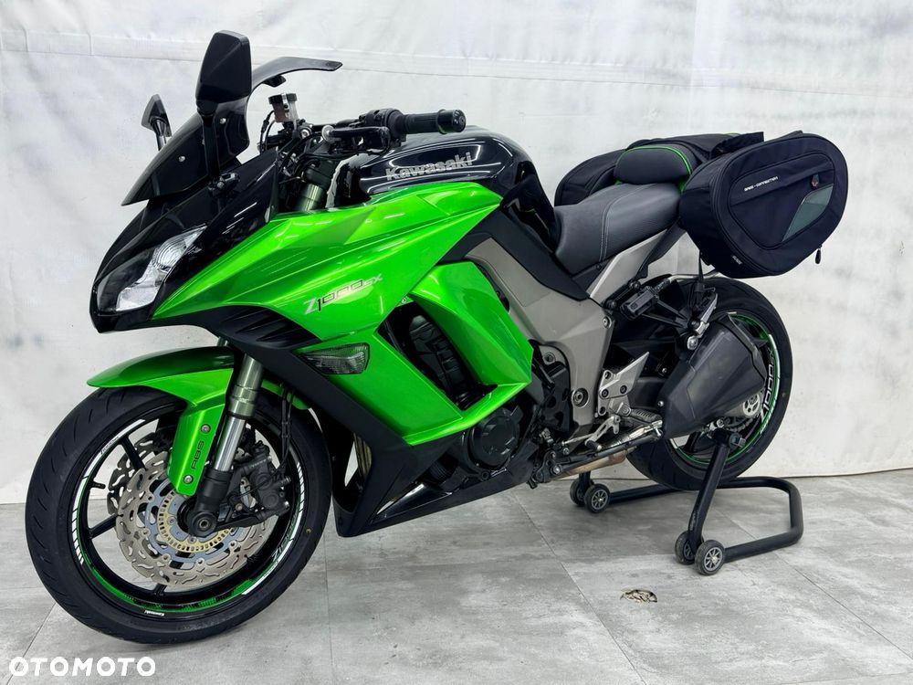 Kawasaki Ninja 1000 SX - 23