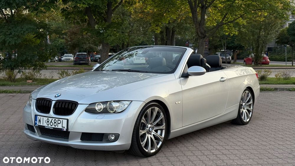 BMW Seria 3 325i Cabrio - 1