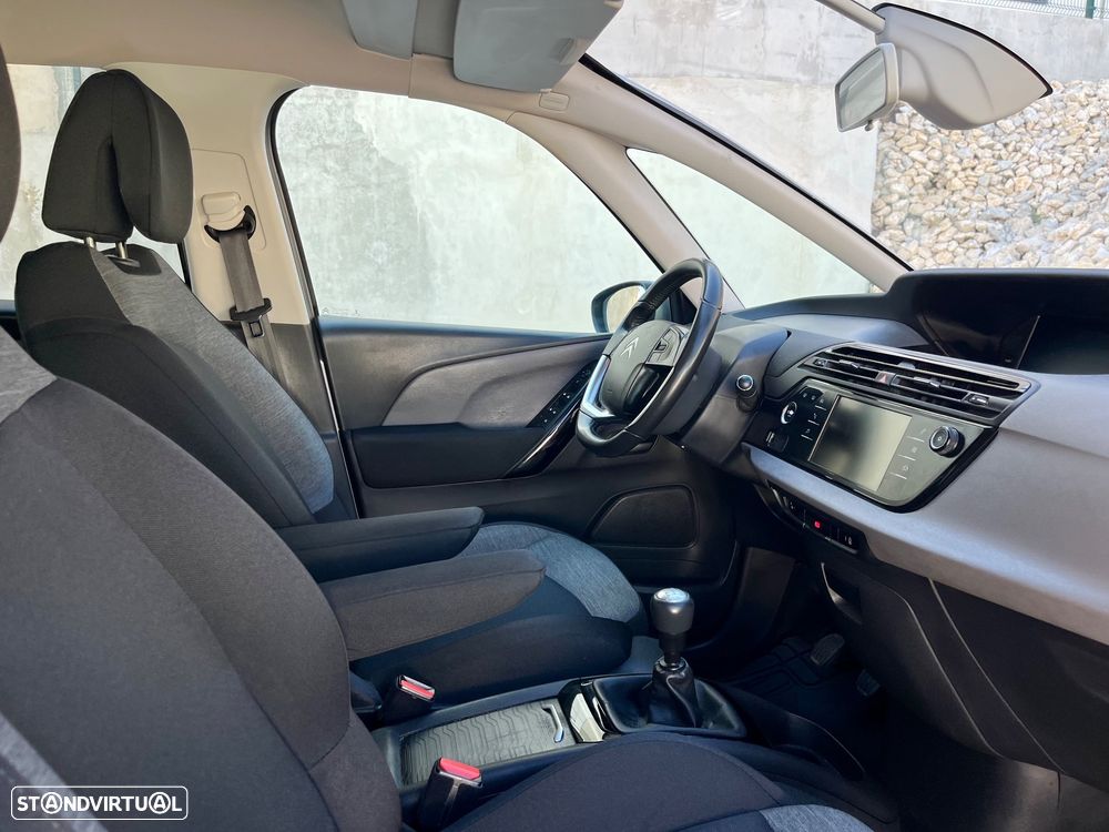Citroën C4 PureTech 130 Stop&Start SHINE - 22