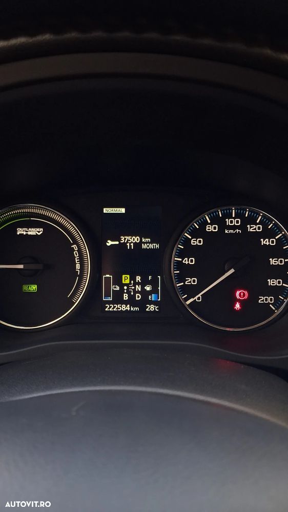 Mitsubishi Outlander 2.0 Litre DOHC MIVEC 4WD Instyle Navi - 22