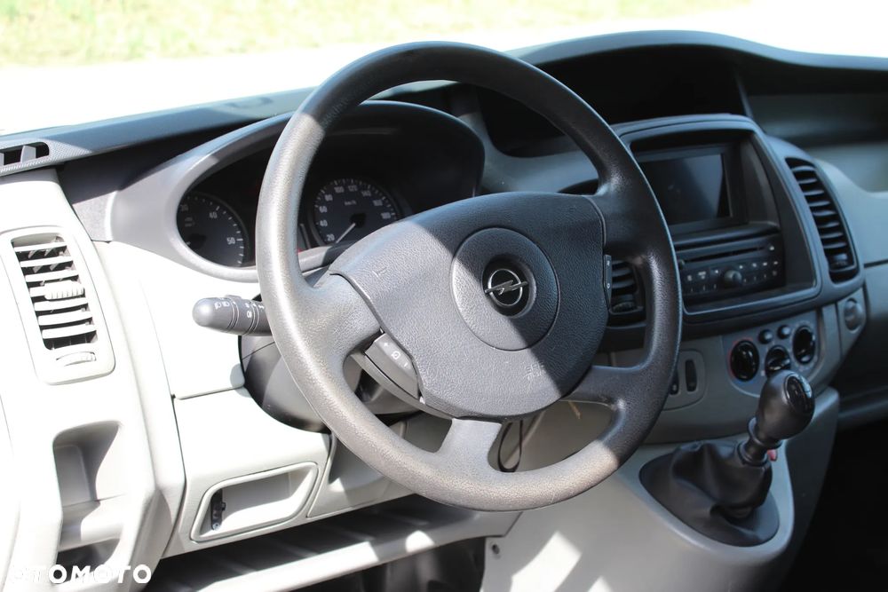 Opel Vivaro - 15