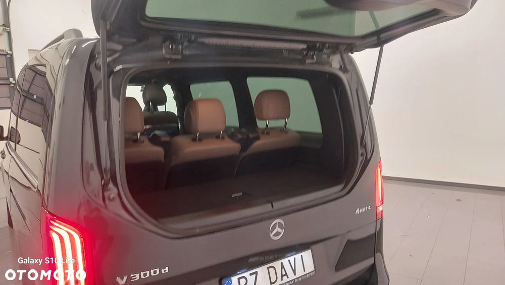 Mercedes-Benz Klasa V 300 d 4-Matic Exclusive 9G-Tronic (d³ugi) - 8