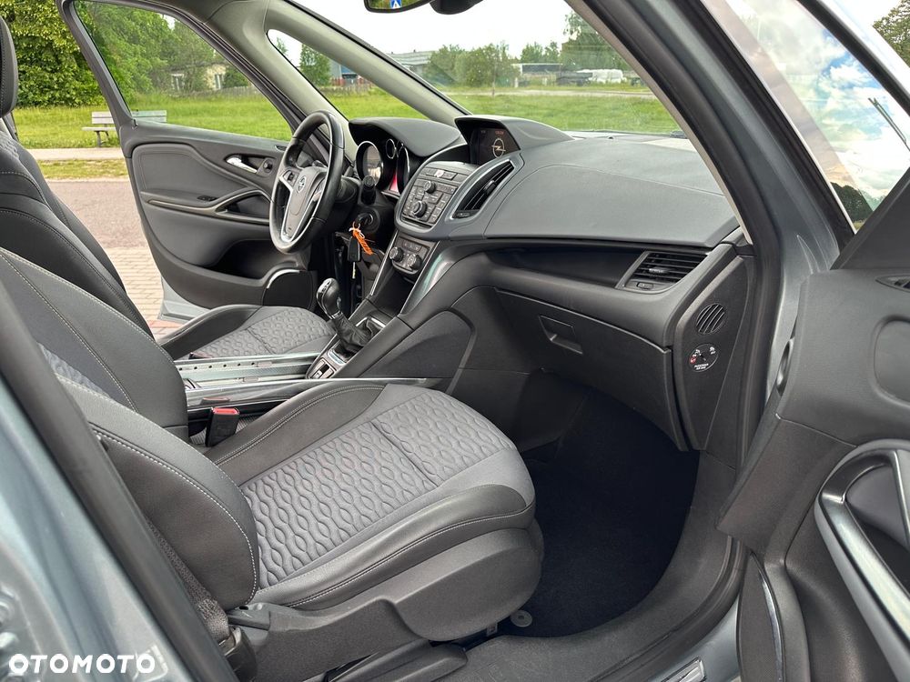 Opel Zafira Tourer 2.0 CDTI Innovation - 21