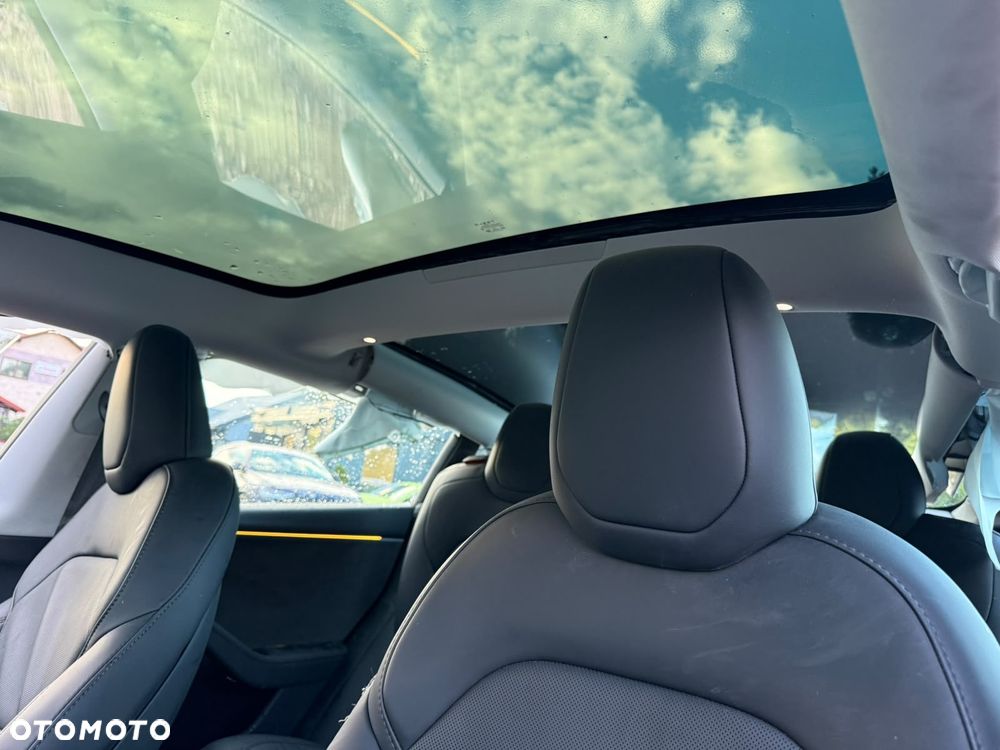 Tesla Model 3 - 19