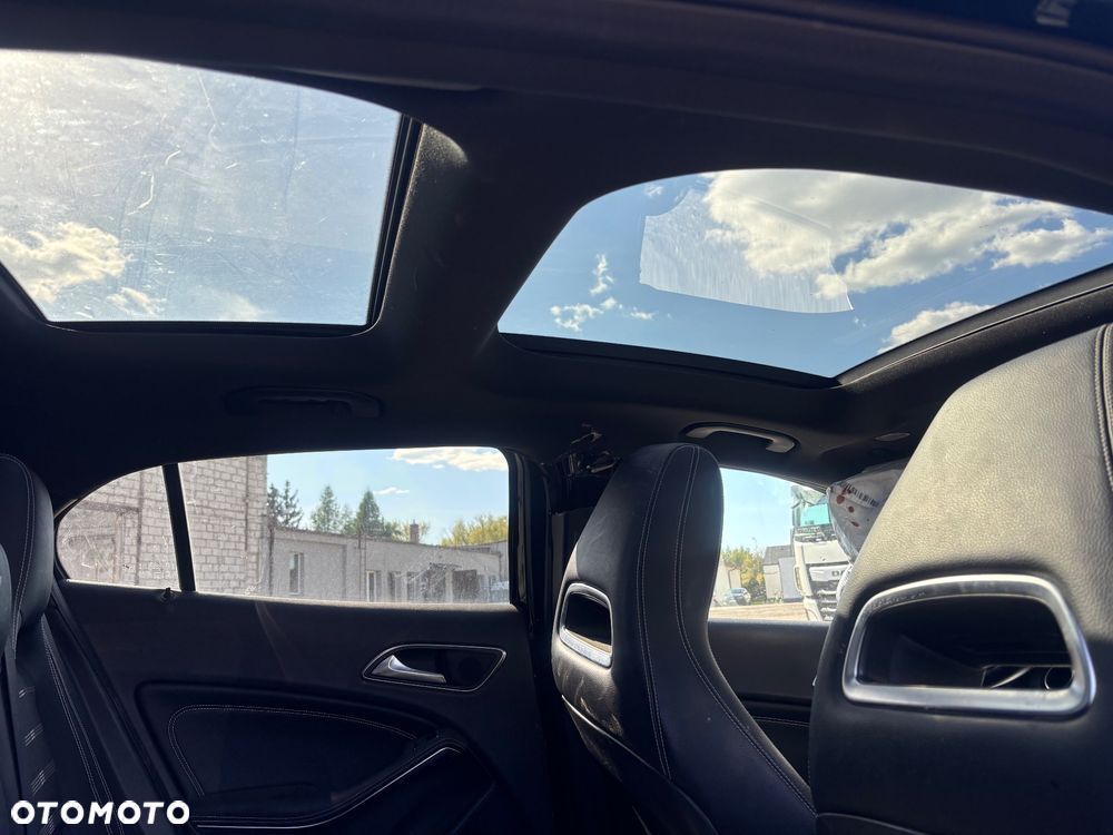 Mercedes-Benz GLA 200 7G-DCT Edition 1 - 7