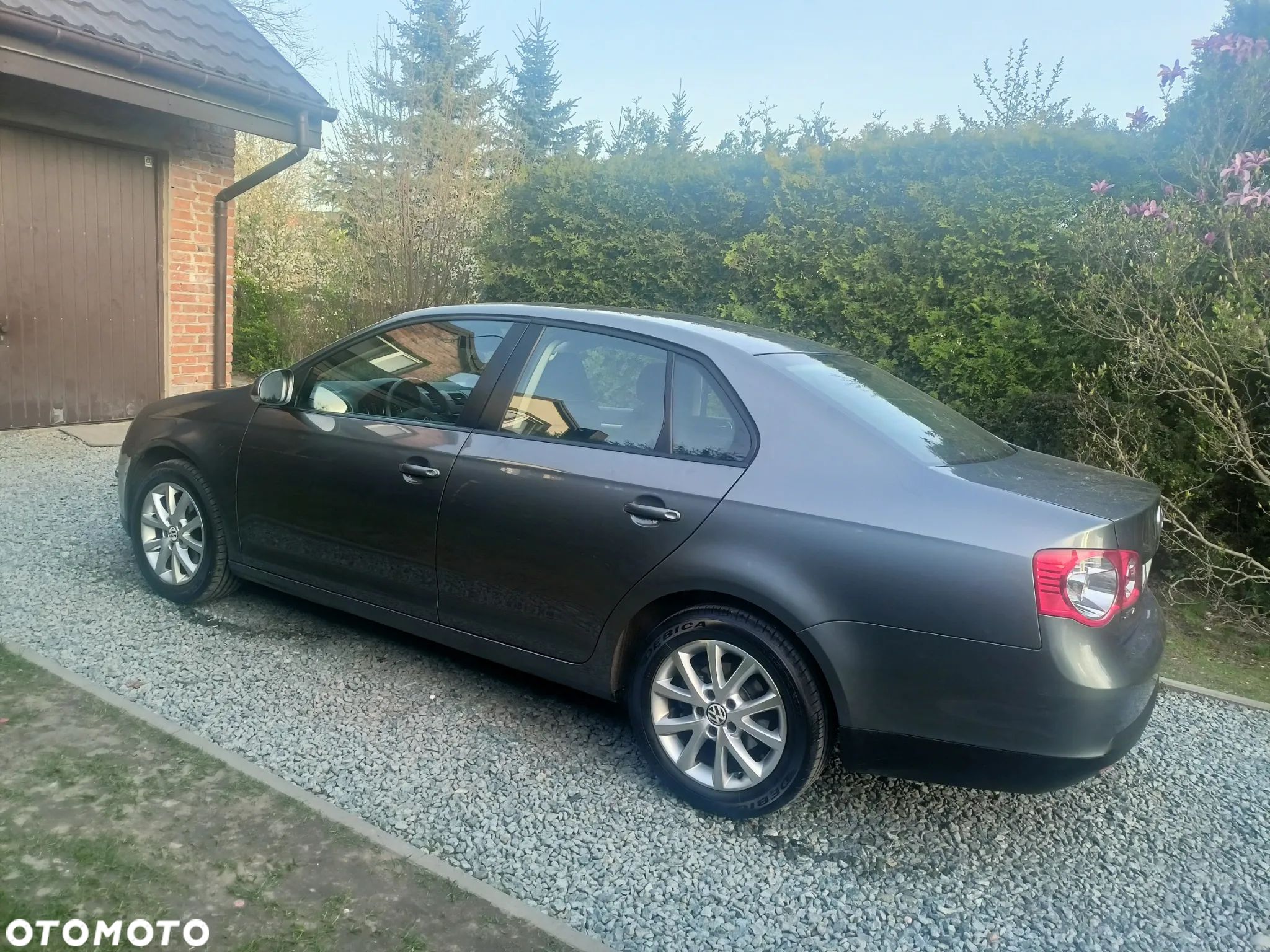Volkswagen Jetta 1.4 TSI Comfortline - 1