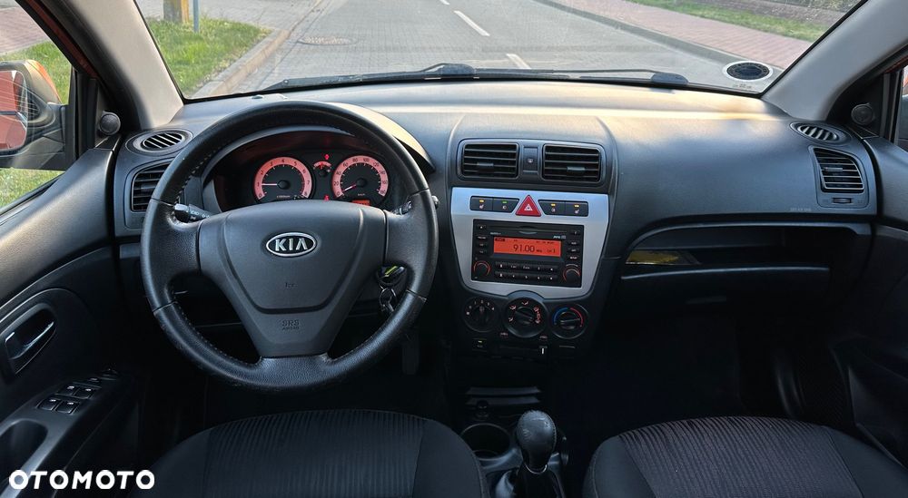 Kia Picanto - 8