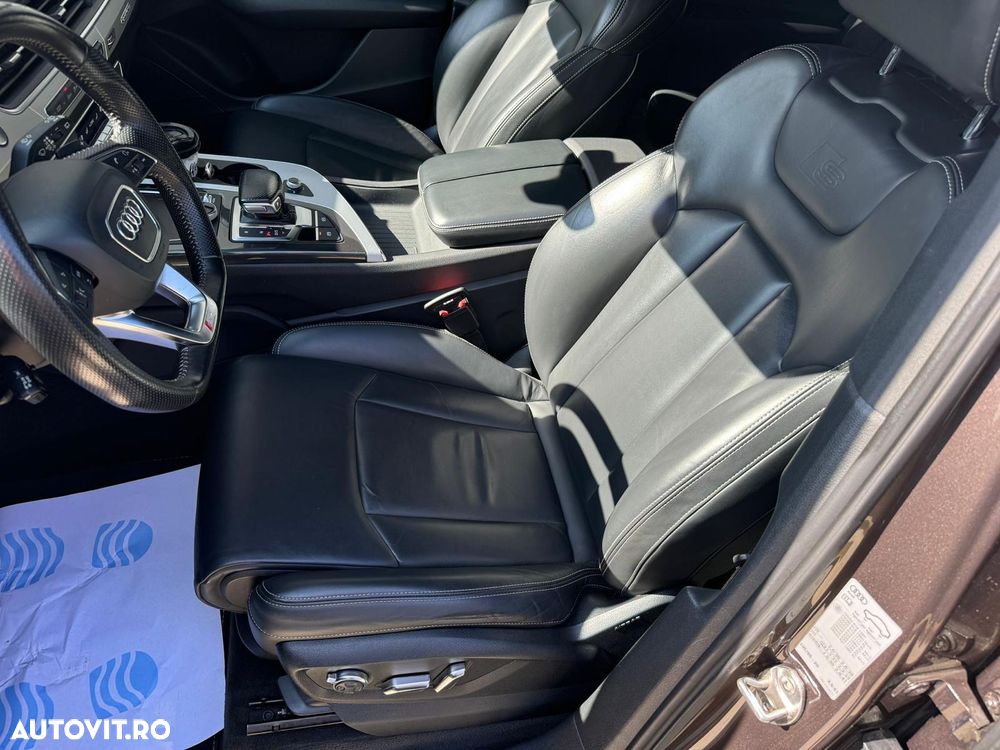 Audi Q7 - 9